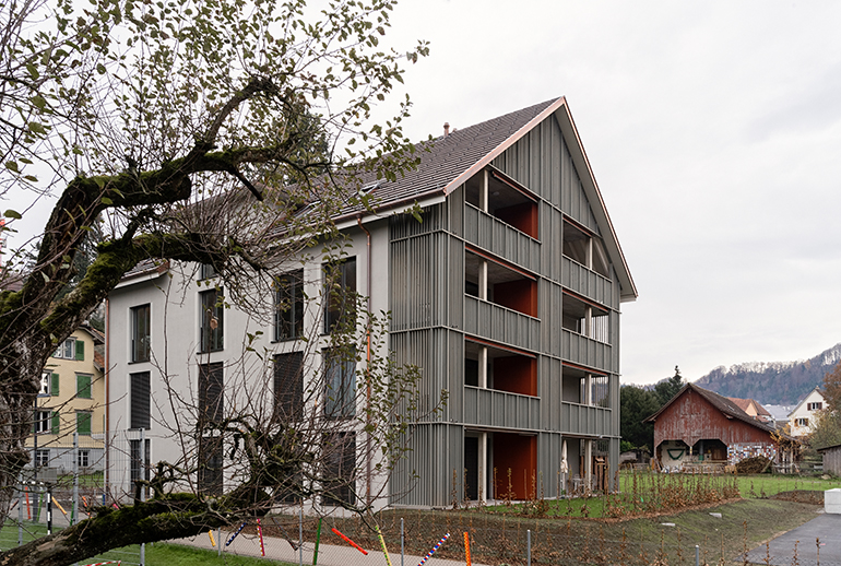 0653 A MFH Grund 001 770 x 513