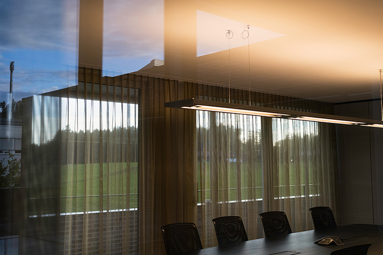 Ganymed II 017 770 x 513