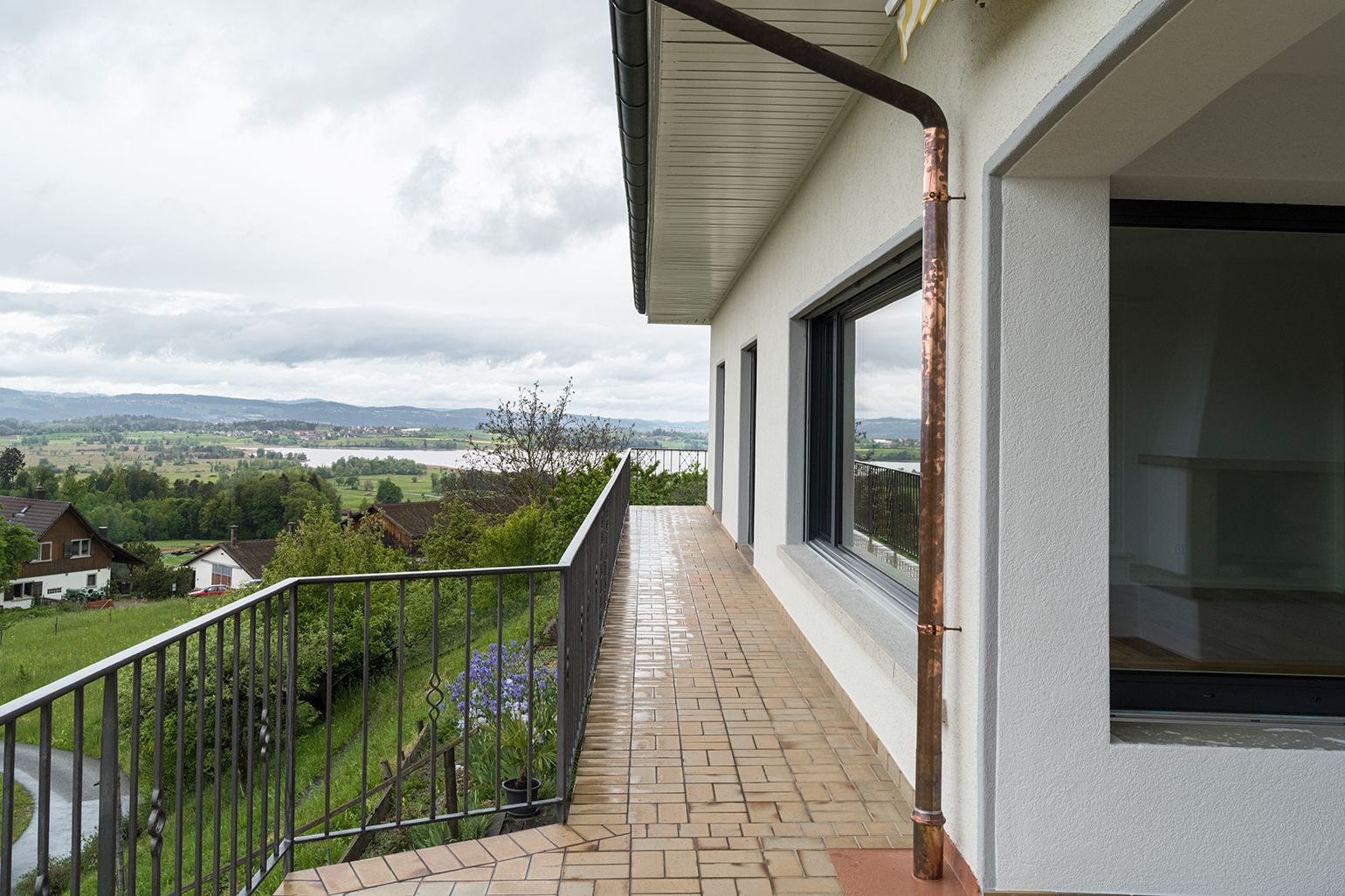 2010 13 Auslikon 0507 1540 x 1026 v2